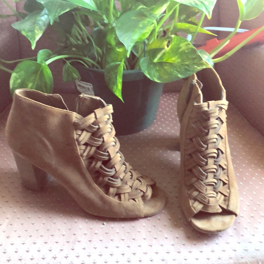 MK BOOTIES